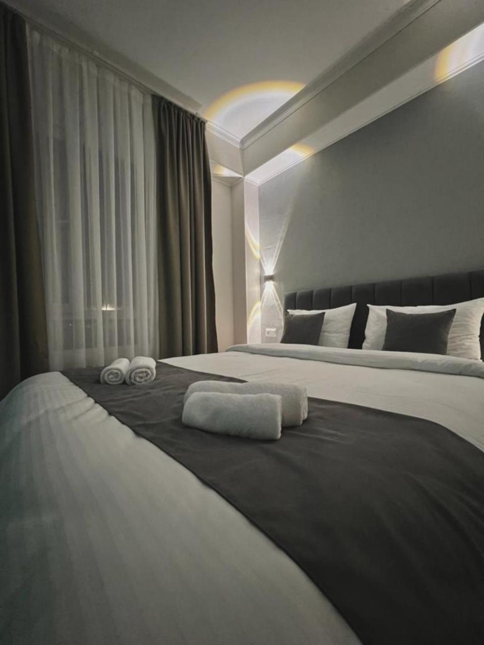 Urban Hotel Bisjkek Eksteriør billede